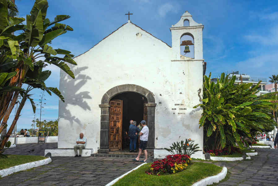 Tenerife 186 - Puerto de la Cruz - iglesia de San Telmo.jpg